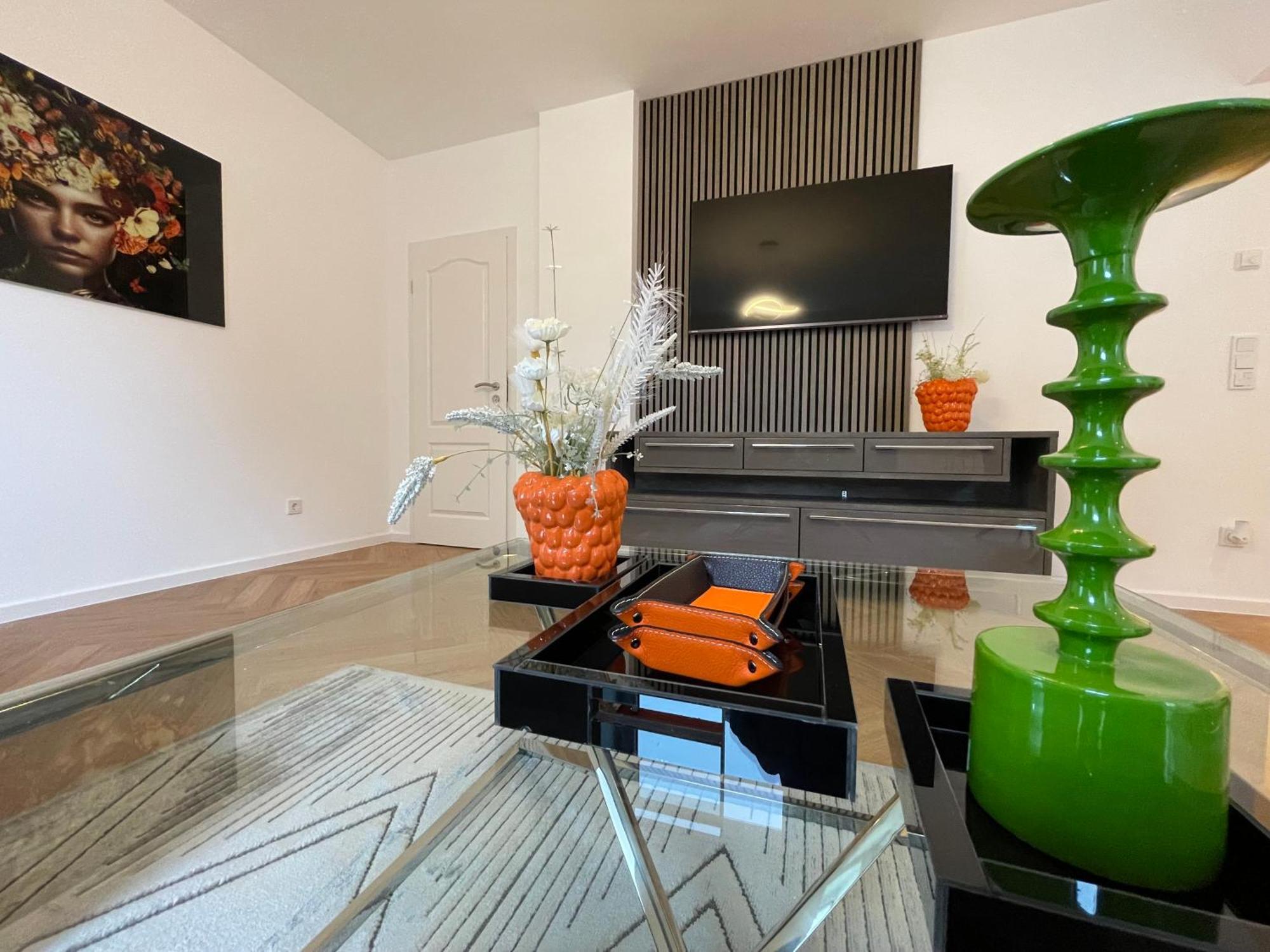 Luxurioese Ferienwohnung Mit Wellness Oase Saarburg Exteriör bild