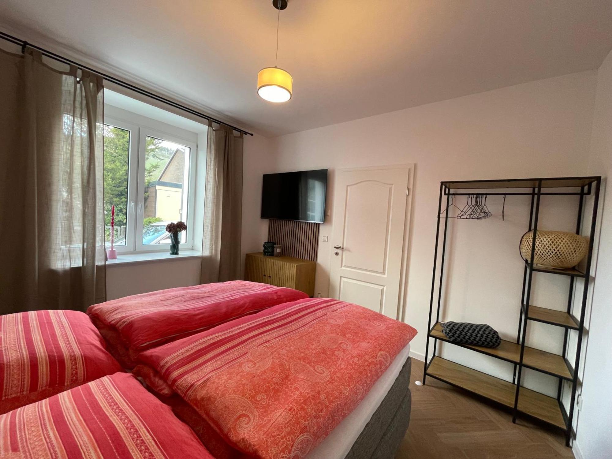 Luxurioese Ferienwohnung Mit Wellness Oase Saarburg Exteriör bild