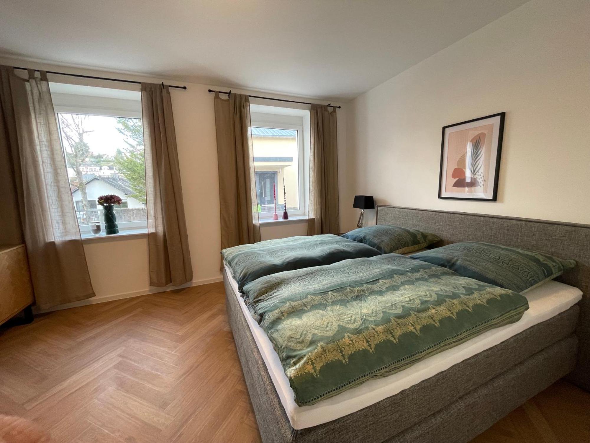 Luxurioese Ferienwohnung Mit Wellness Oase Saarburg Exteriör bild